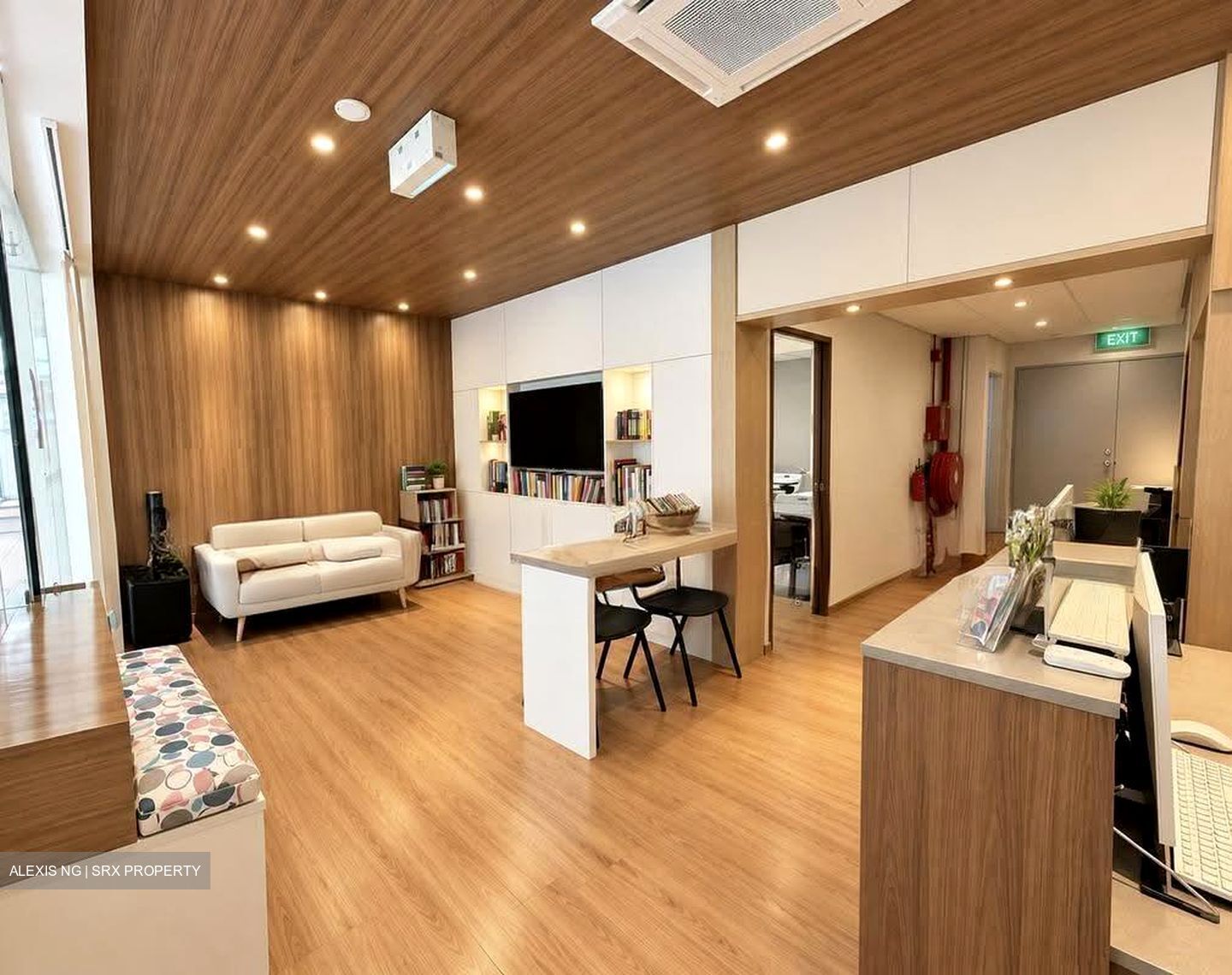 Toa Payoh Central (D12), Shop House #635869981